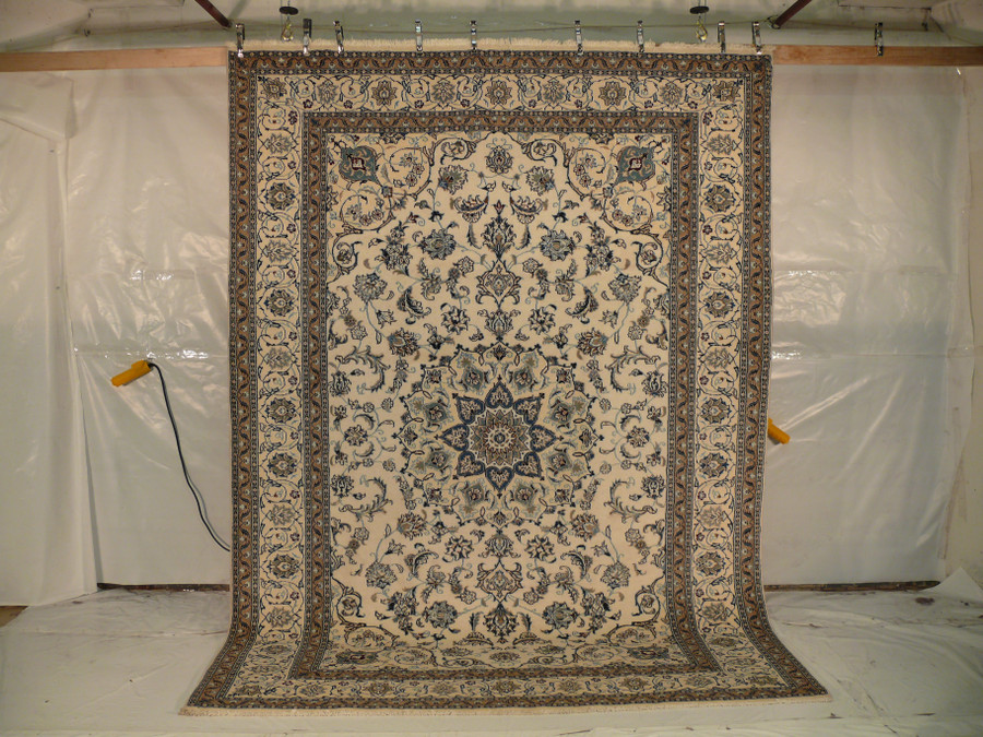 8'3" x 11'5" Persian Nain Rug special medallion