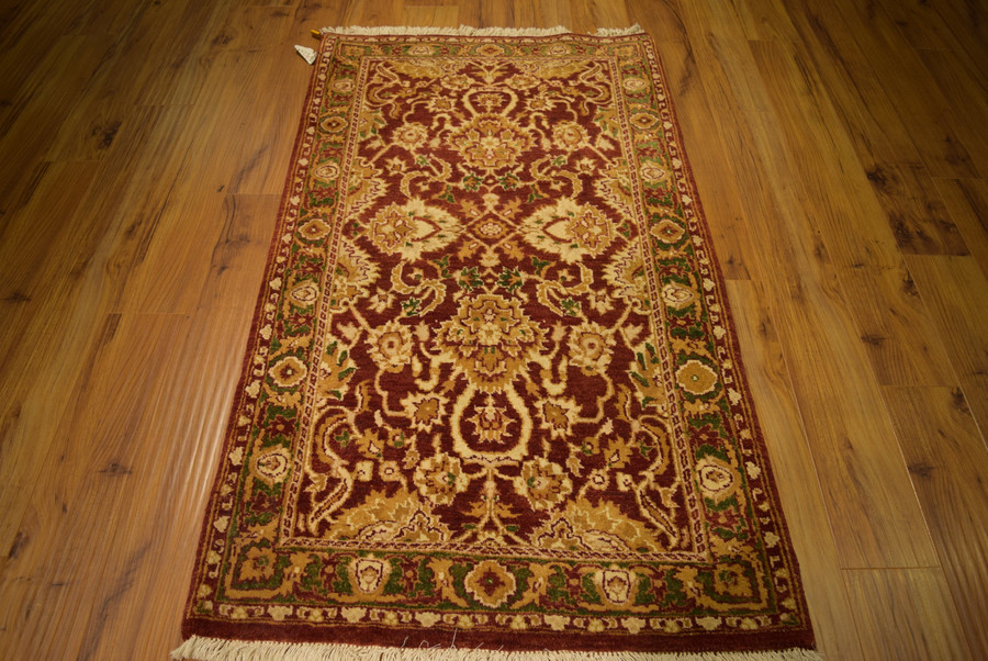 3'1" x 5'5" Oriental Agra Rug