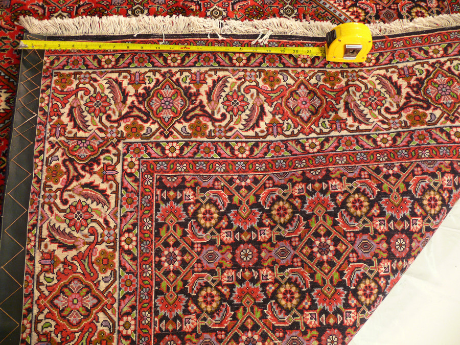 6'6" x 10 Persian Bijar Rug Diamond Medallion