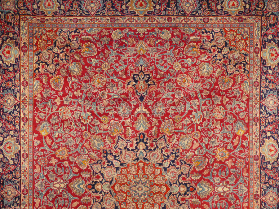 10 x 13 Persian Mashad Rug | Unique Design