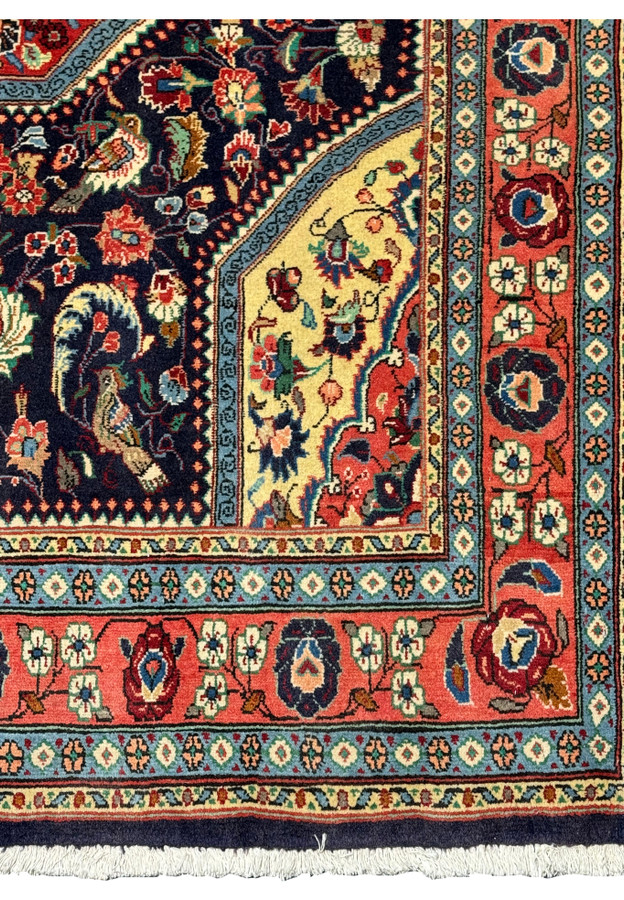 Close-up of the corner of the 3x5 Persian Bidjar Rug, emphasizing the detailed craftsmanship and vibrant color palette.