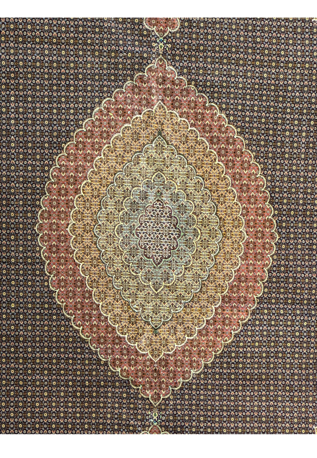 Central field of a 11'7 x 16'6 Persian Tabriz Mahi rug, showing the fine craftsmanship and detailed design