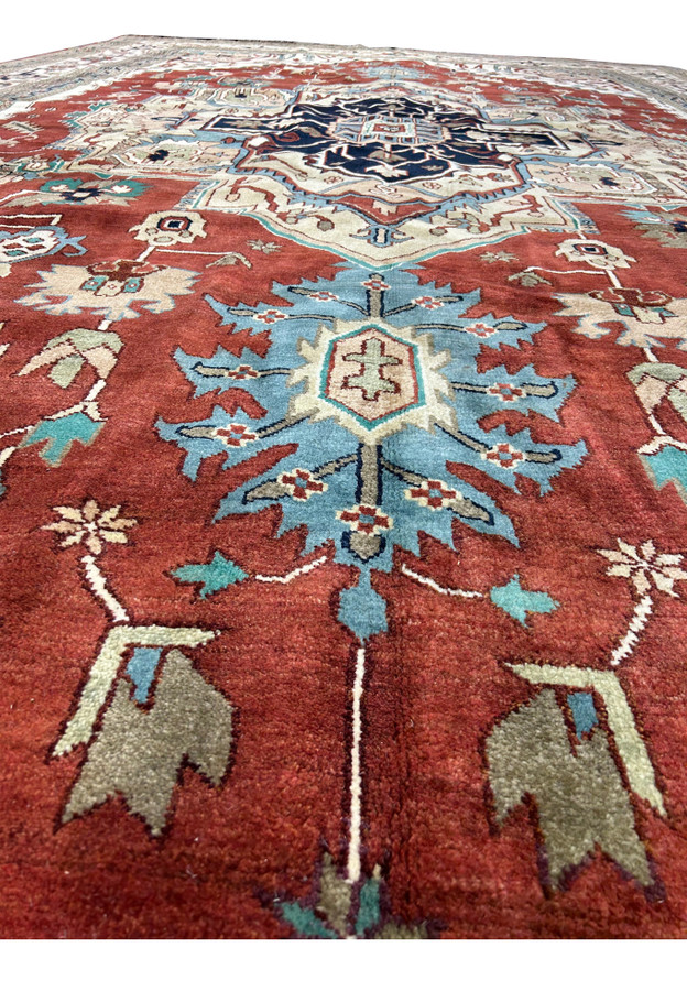 Midfield of the 14 x 24 Beige Red Oriental Serapi Rug displaying the rich geometric patterns.