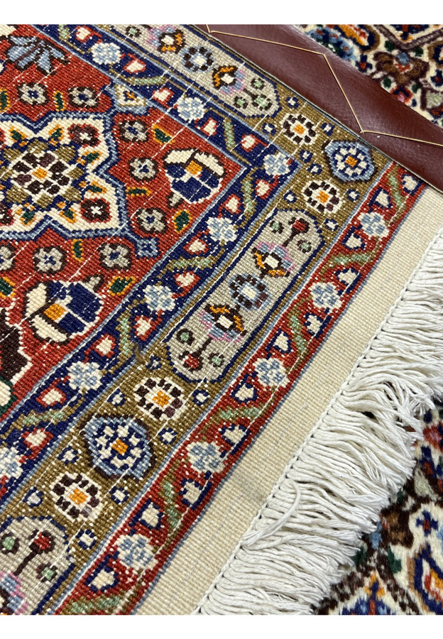 Backside highlighting density of 7x7 Moud Persian Rug in square shape