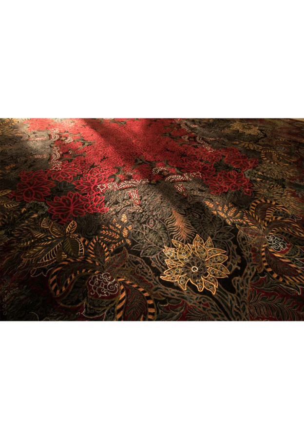 Backside and foundation detail showing silk on silk construction and extremely fine knot structure of a Qum rug