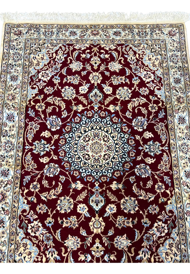 2'9x17 Persian Nain 6La Habibian runner wool silk ivory Habibian signature border upper edge