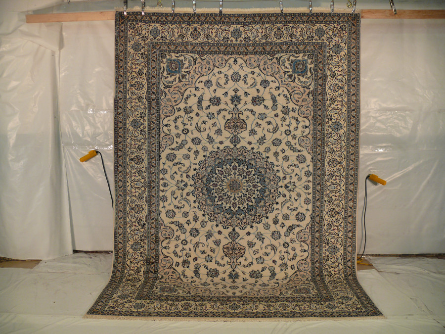 8'2 x 11'7 Persian Nain Rug