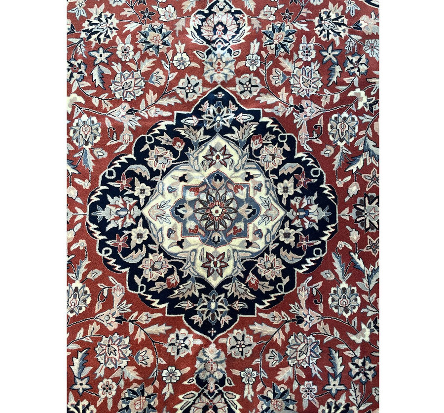 8'5 x 8'5 Persian Kashan Square Rug