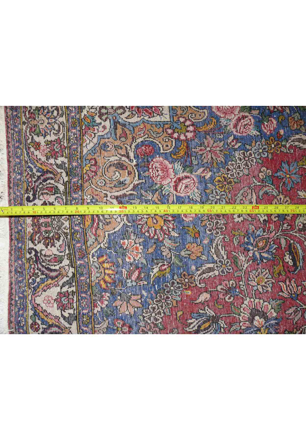 Room setting with a 7 x 10 Persian Bakhtiar Rug, demonstrating its elegance and beauty in home decor