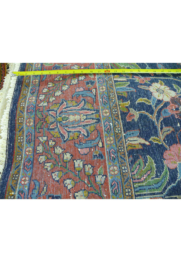 Hand-knotted wool texture of the 7 x 10 Persian Geometric Farahan rug showing the back of the rug