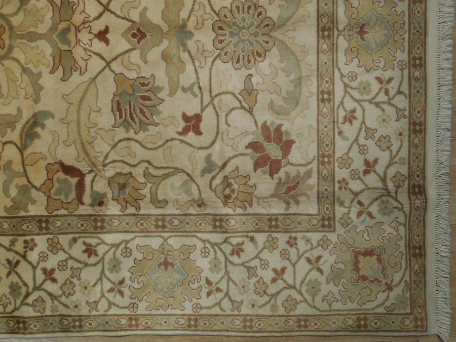 6 x 9  Authentic Silky Chobi Peshawar Rug