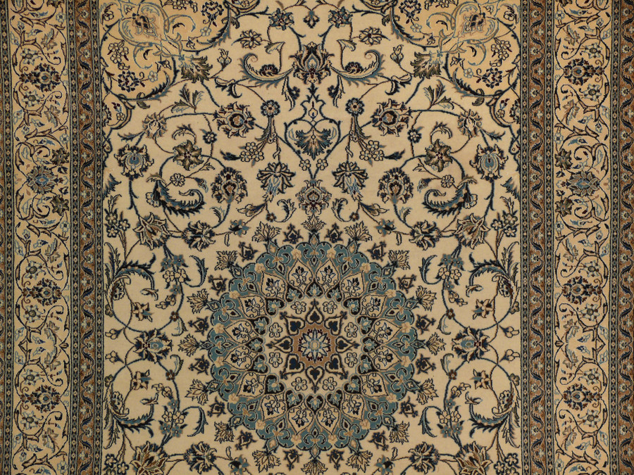 8 x 11'4" Persian Nain Rug 1