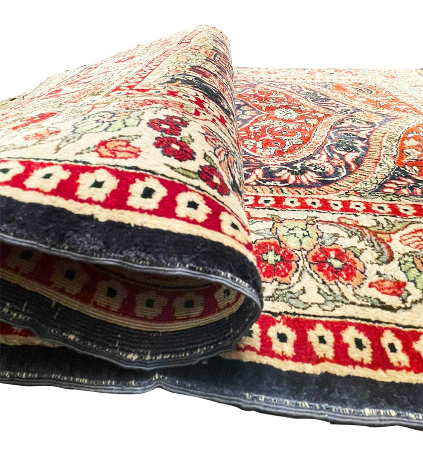 2'1" x 3'3" Antique Hereke Silk Rug