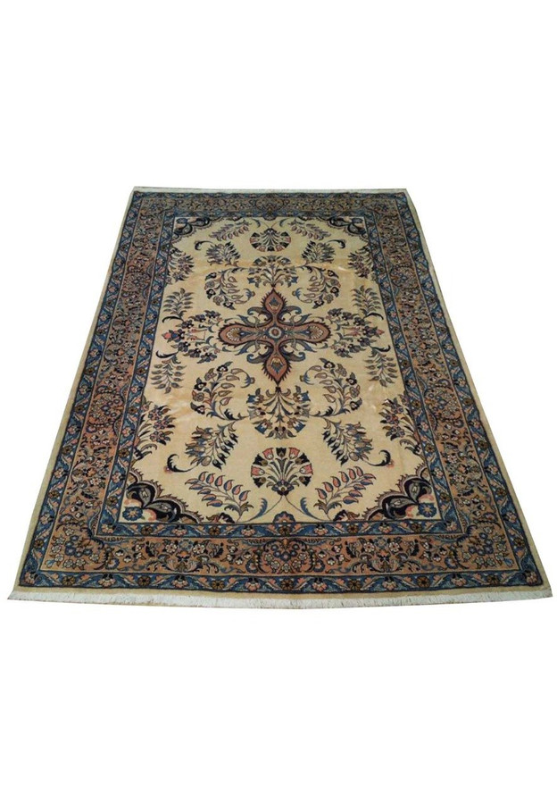 7 x 10 Persian Lilihan Rug