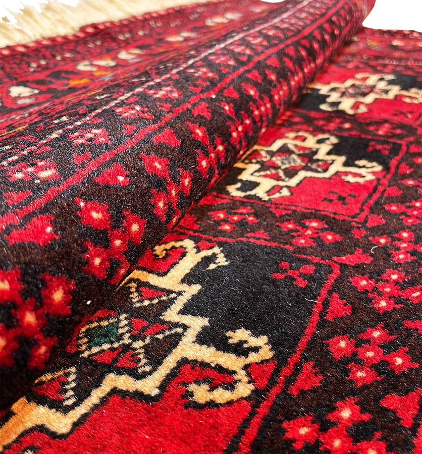 3'2" x 4'9" Persian Baluch Tribal Rug