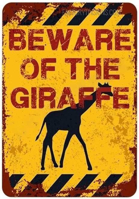 Beware Of The Giraffe Typography Zoo Animal Vintage Metal Signs Retro Metal Tin Signs for Wall Hanging And Wall Decor