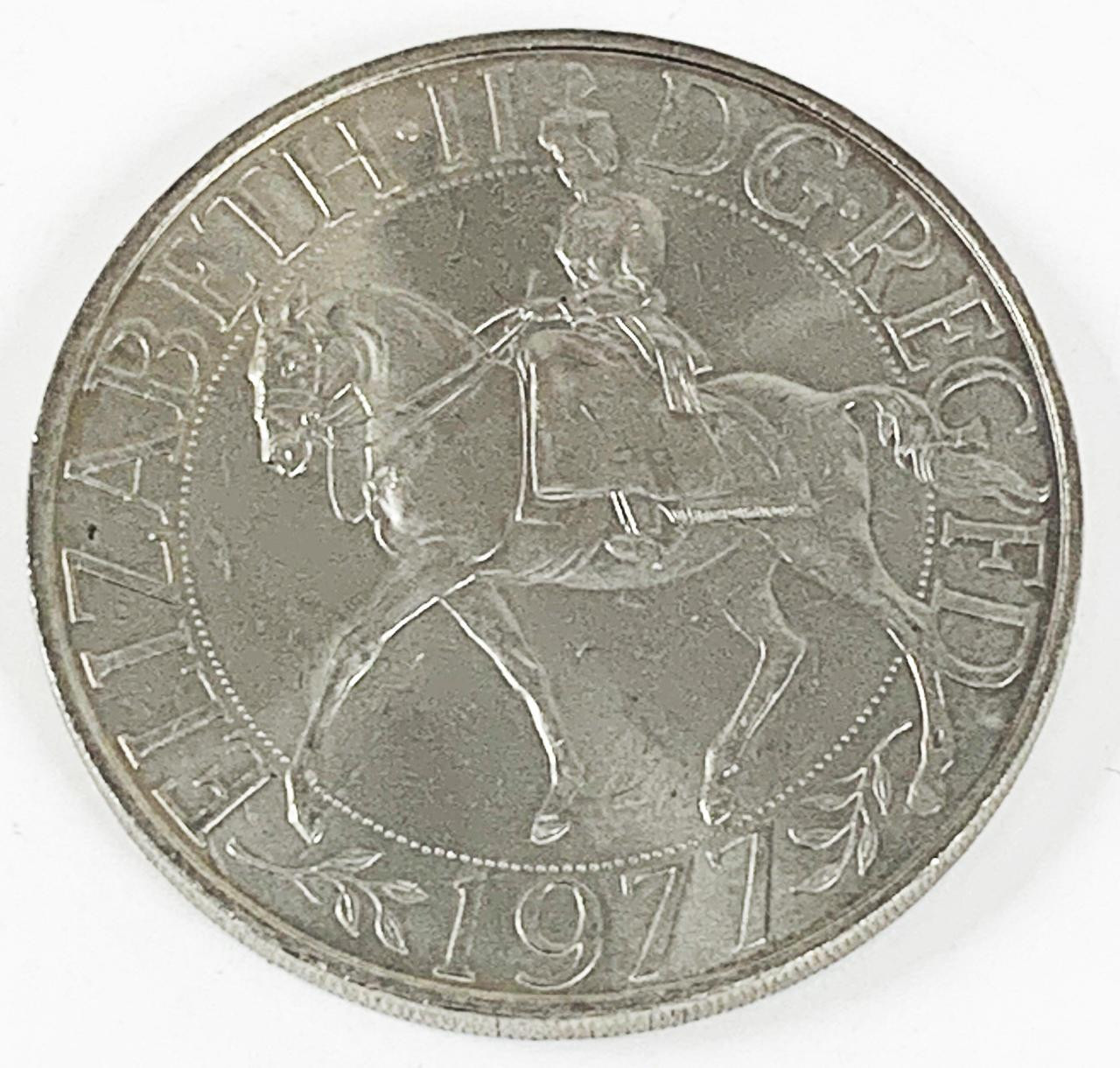 D.H.MORTON作 THE QUEENS SILVER JUBILEE The Silver Jubilee of Queen Elizabeth II (black box)