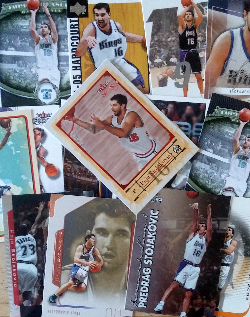 Predrag Stojakovic 20-Card Set in 2-Piece Acrylic Case - Frames