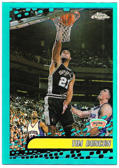 Tim Duncan 2001-02 Topps Chrome Refractor Card 30