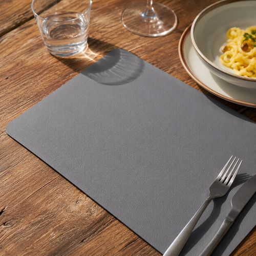TOVAGLIETTA  IN ECOPELLE GRIGIA 43X29 CM – SET 4 PEZZI