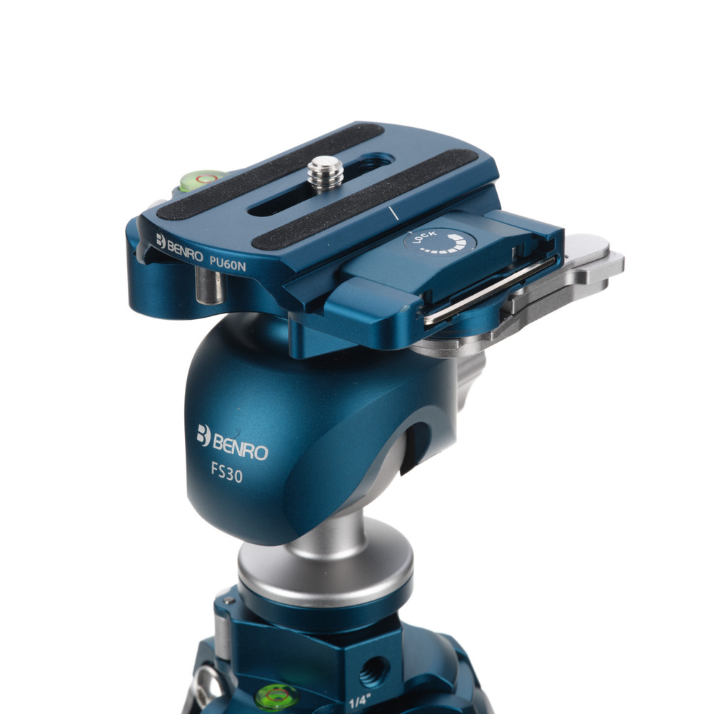 Benro Cyanbird Carbon-Stativ mit FS30-Kopf