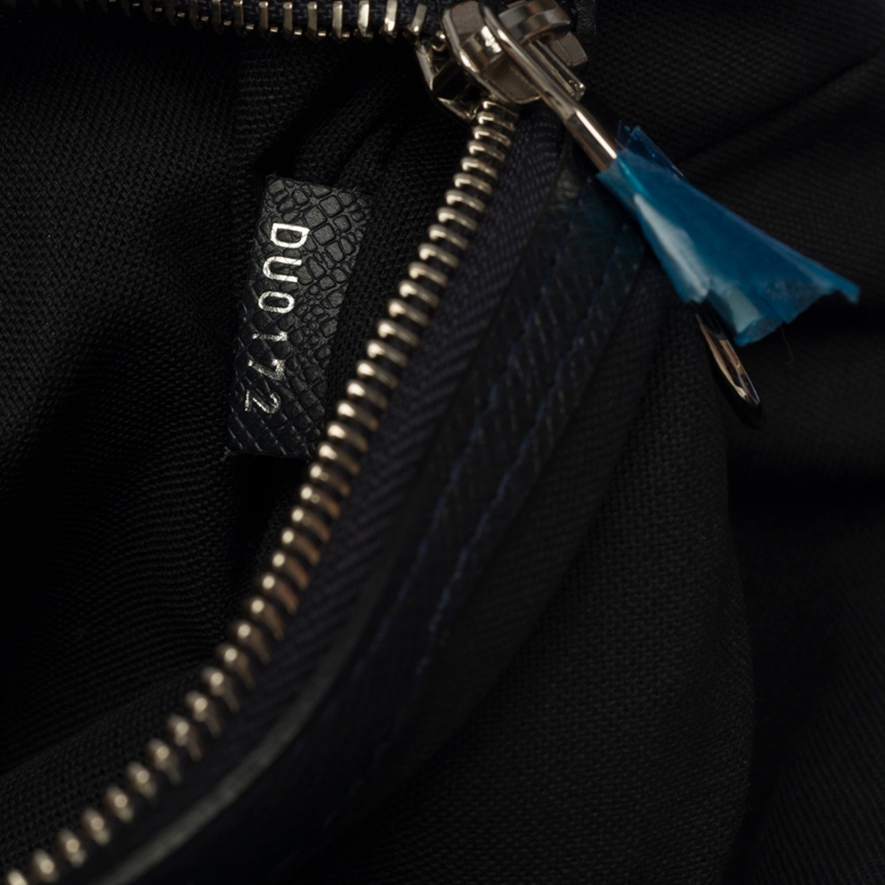 Sac messenger soft trunk en cuir Louis Vuitton Bleu en Cuir - 35749978
