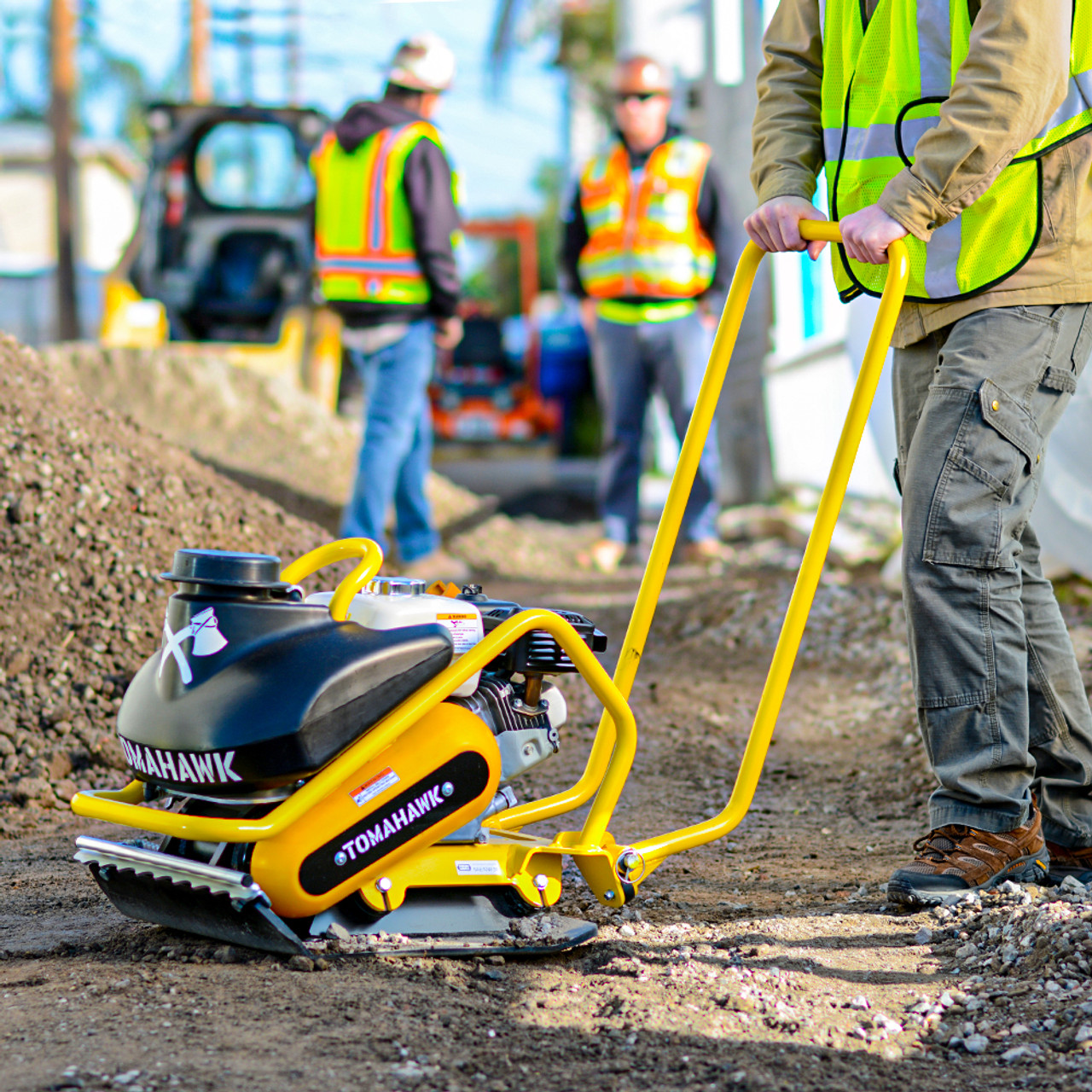 TOMAHAWK 5.5 HP Honda Vibratory Plate Compactor Tamper for Dirt