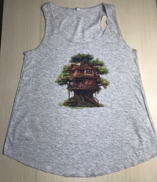 TT-875: Beautiful Tree House in Grey Top