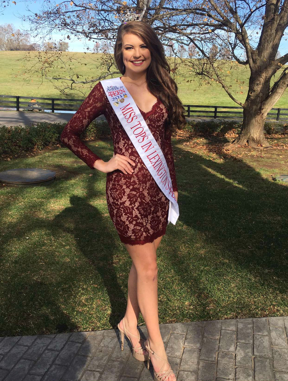 Courtney R. Height 5'9.5 Bust 34 Waist 26 Hips 37 - Everything Formals ...