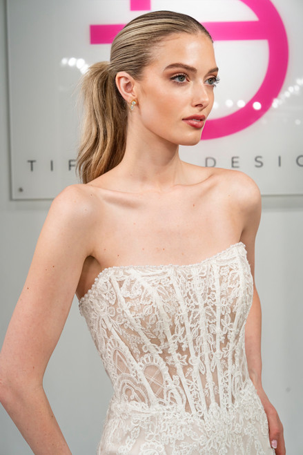 Samantha M. Samantha M.