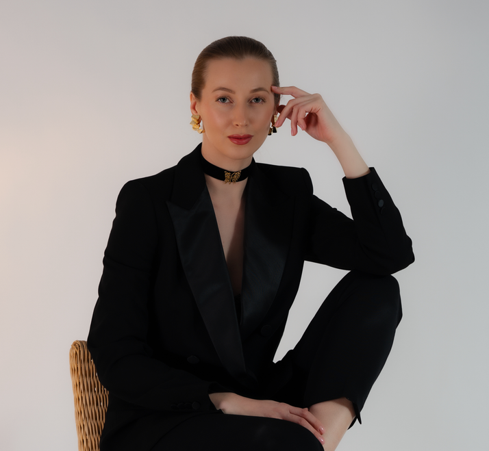 Daryna I.