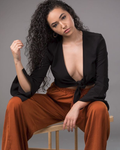 Alanis G.