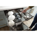 Whirlpool® Fingerprint Resistant Large Capacity Dishwasher with 3rd Rack WDT970SAKV