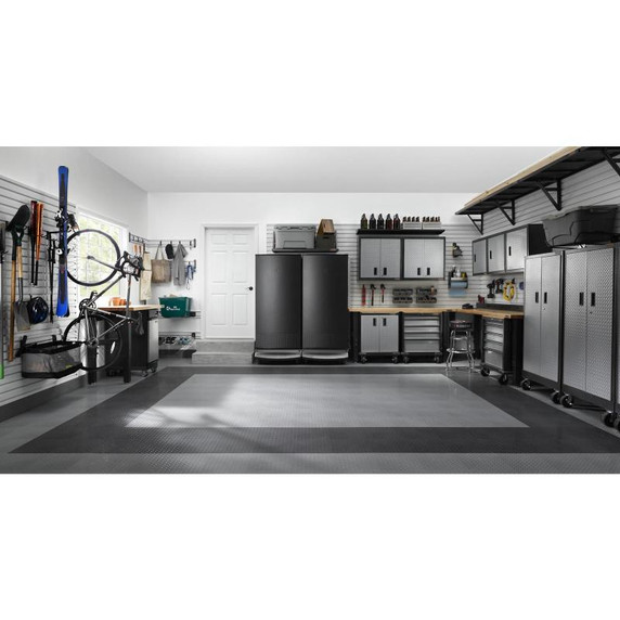 Gladiator® 17.8 Cu. Ft. (0.50 m³) Upright Freezer GAFZ30FDGB