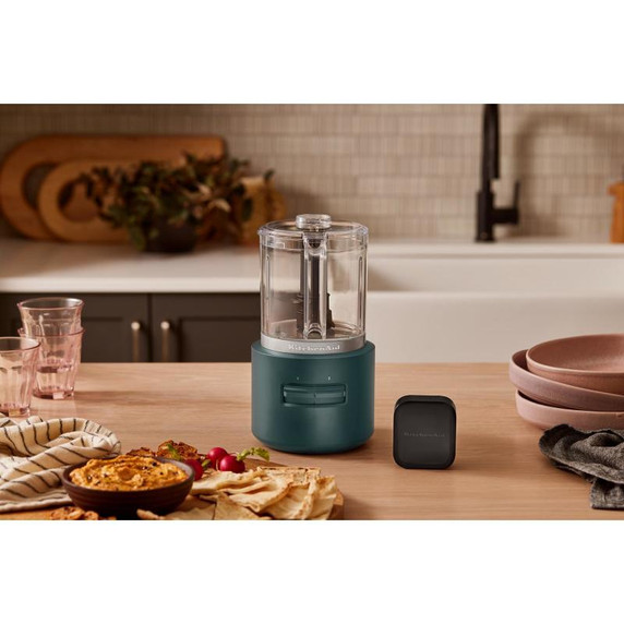 KitchenAid Go™ Cordless 12V MAX Lithium Ion Battery KRB12 KitchenAid Go™ Cordless 12V MAX Lithium Ion Battery KRB12