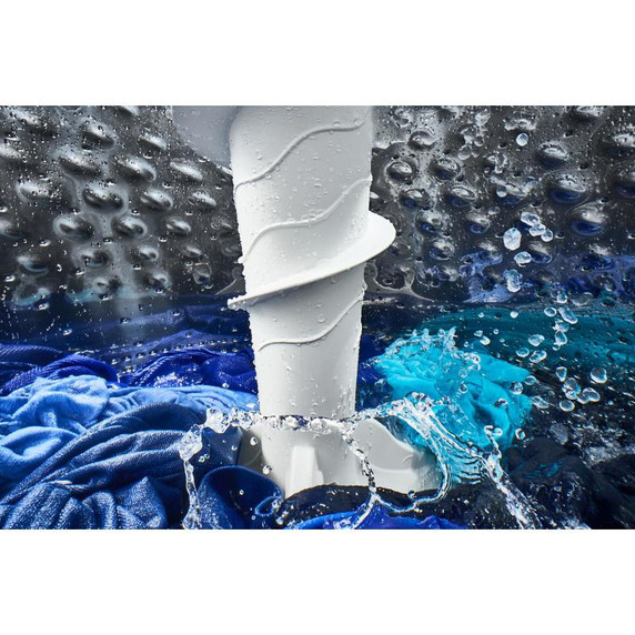 This 5.4 cu. tt. IEC capacity top load washer from Maytag delivers the stain-fighting power that’s built to handle tough loads. MTW5205TW
