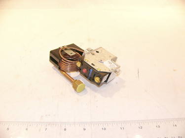 Johnson Controls P20DA-117 A/C # Cntrl 400/600# M/R 36"Cp