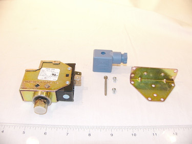 Johnson Controls P35AG-9200R Direct Mount Pressure Transducer