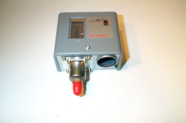 Johnson Controls P72AA-17 50-450#, Dual # Control, Dpst.