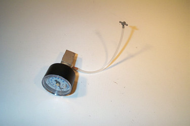 Johnson Controls T-8000-91 Test Gauge, 1 1/2", 0-30 #