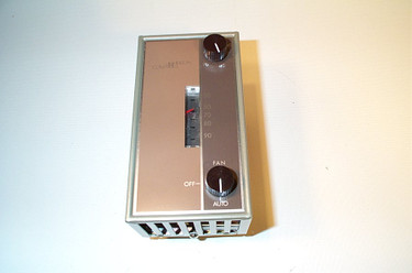 Johnson Controls T22ABC-1 40/90F Line V.Htg Statw/Fan Switch