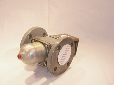 Johnson Controls V46AS-3 2"100/200 Water Reg, Ammonia