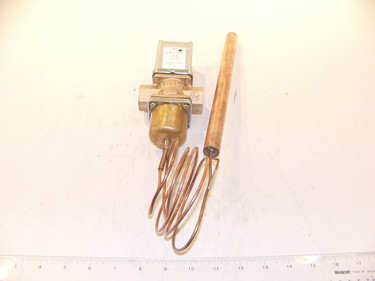 Johnson Controls V47AB-27 40-85 1/2" 11/16"X10" Blb