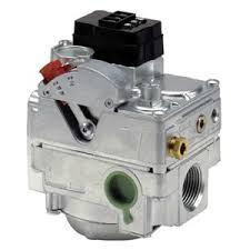 Rheem 60-42462-02 24V 3.5" Wc 1/2"X3/4" Gas Valve