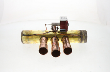 Rheem 61-101684-07 7/8X1/2 24V Reversing Valve