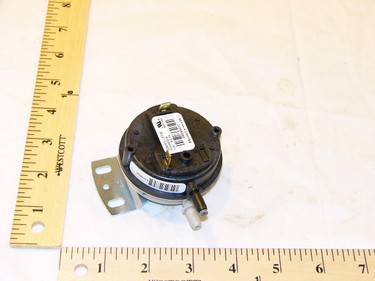 Heil Quaker 20055409 1.45" Water Column Single Pole Single Throw Pressure Switch