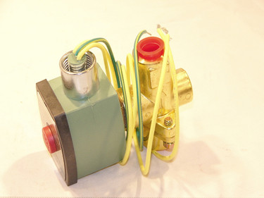ASCO 8267G3 3/8" Normally Closed Steam Solenoid Valve 0–30 PSI Cv 5.1