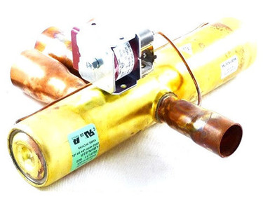 Carrier EF17BG286 8.5Ton Rev Valve w/24v Coil