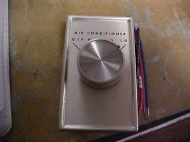 Trane SWT0128 Off/Hi/Med/Lo WallMt Rotary Sw