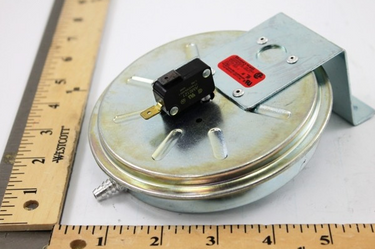 Lennox 33J96 .46"wc SPST Pressure Switch